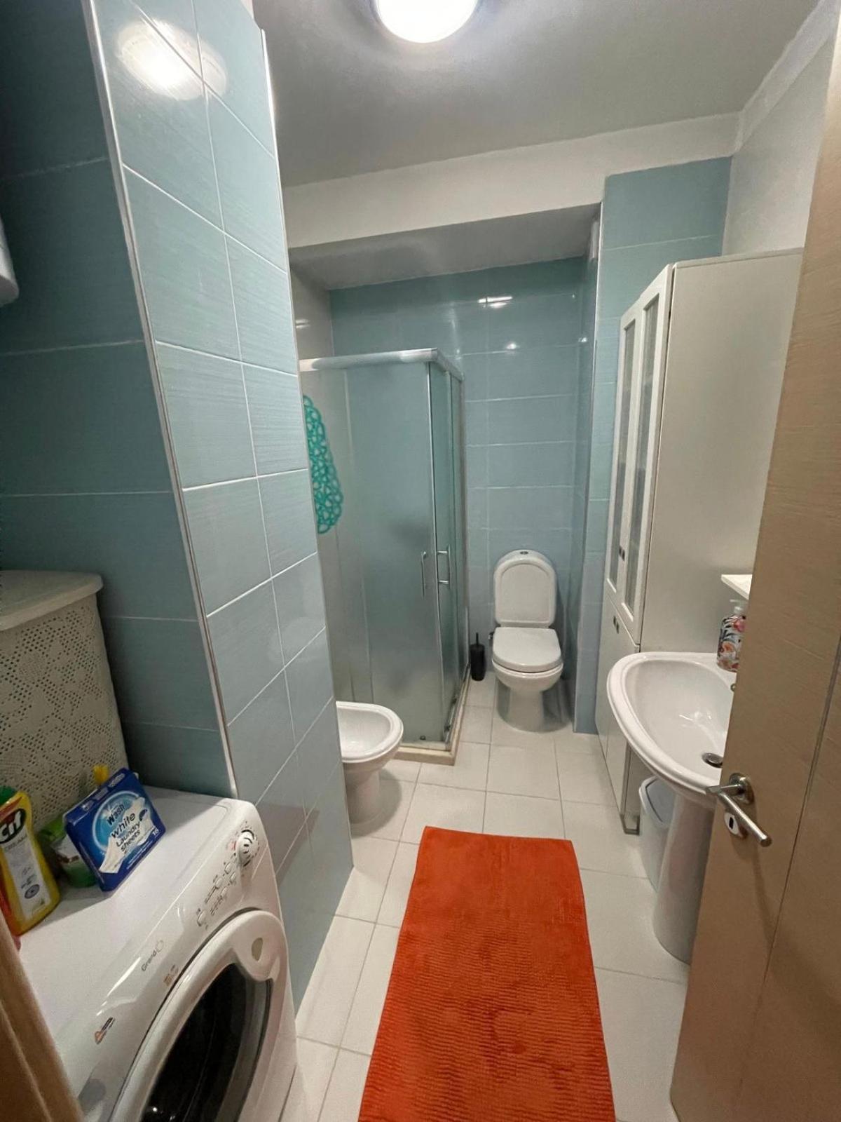 Ergi'S Host Apartment Тирана Экстерьер фото